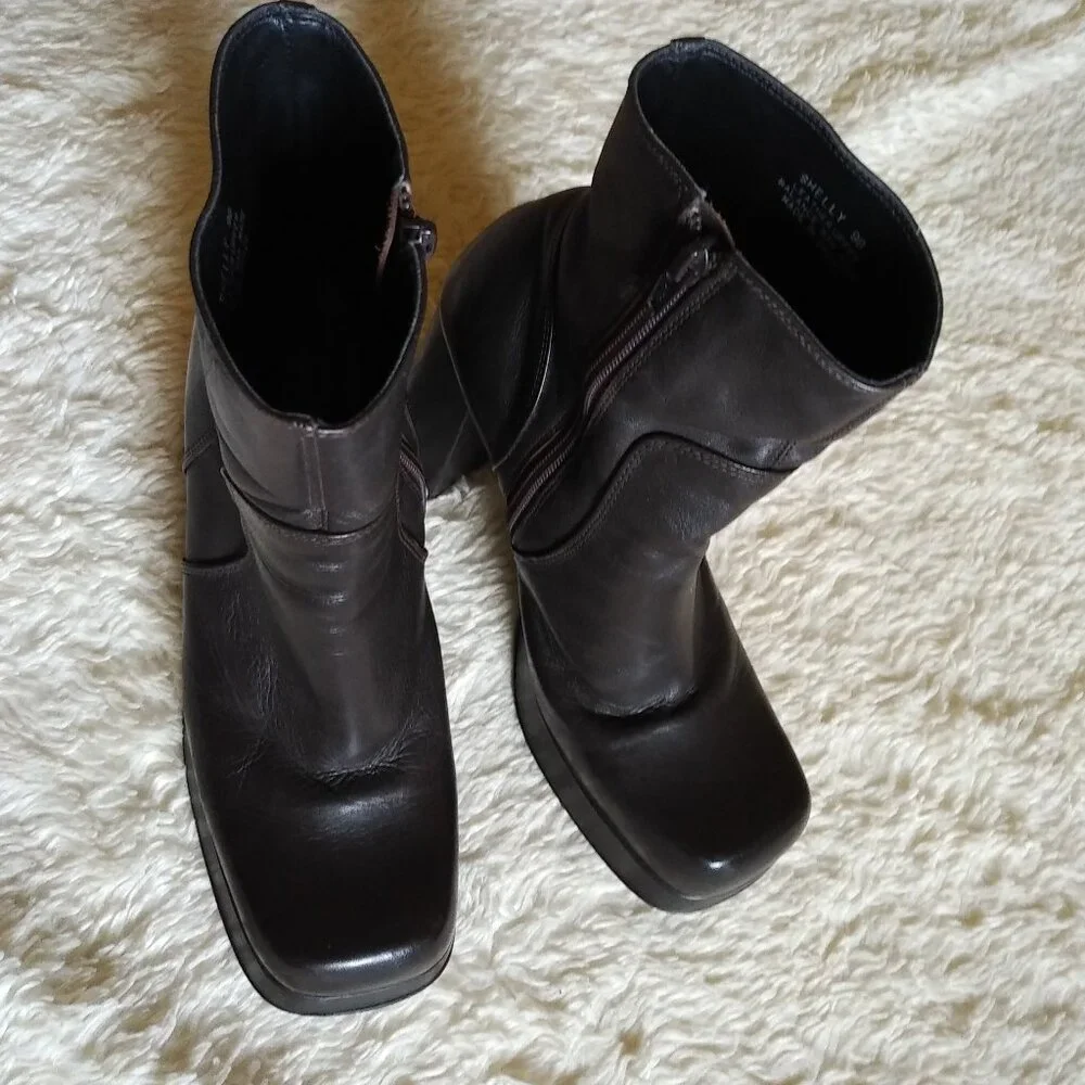 Steve Madden Shelly boot - Picture 2 of 15